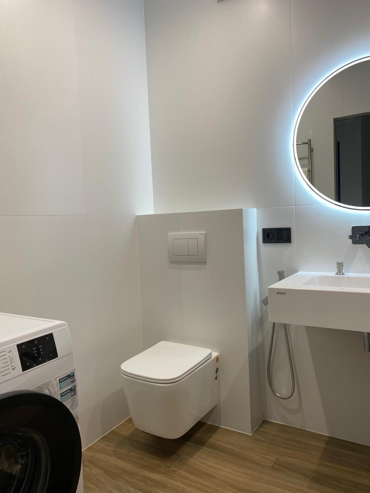 Апартаменти В Районі Автовокзалу Поблизу Обласноі Лікарні Жк Great House,Жк Арена Rivne Exterior photo
